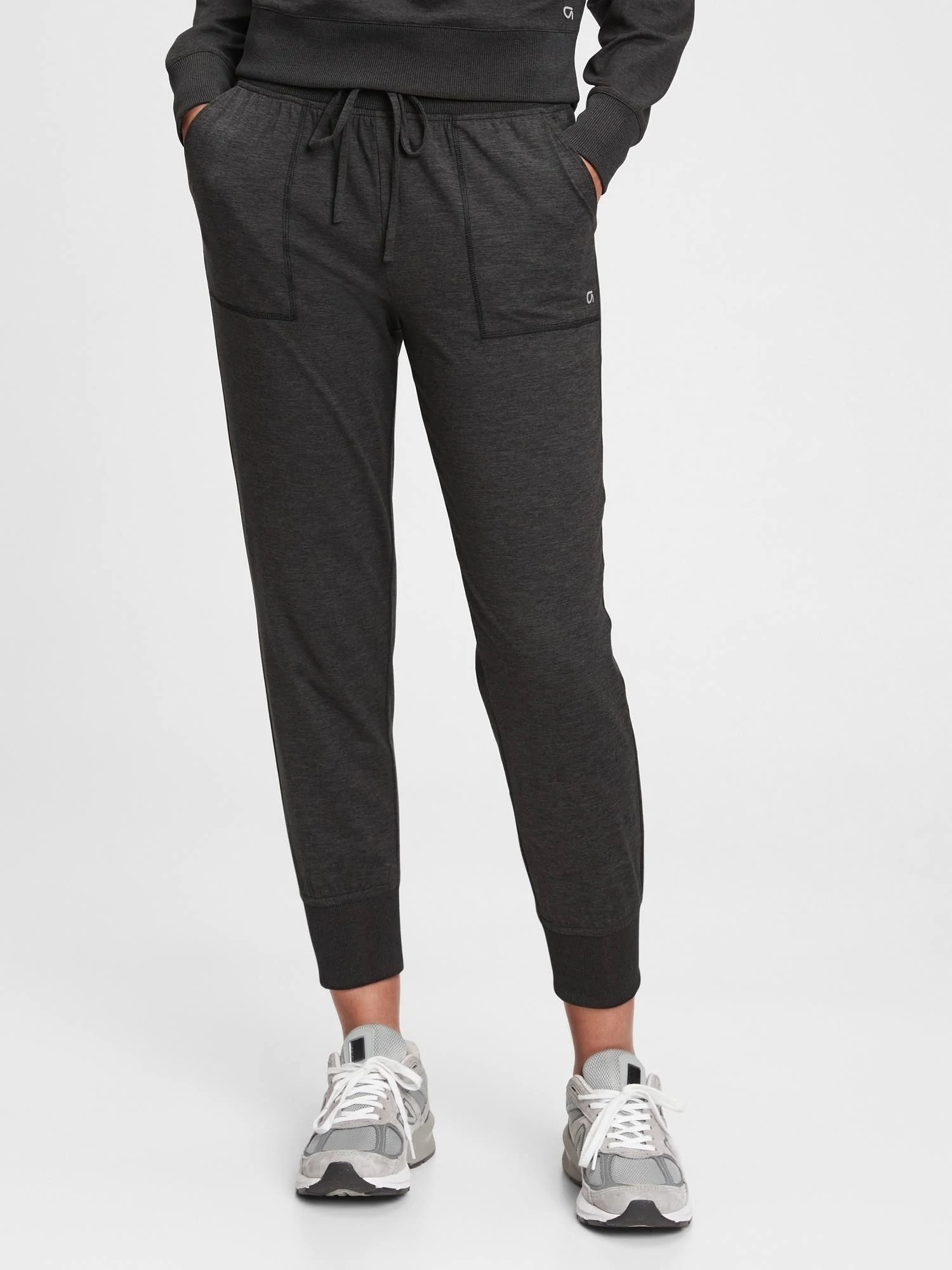 Gapfit joggers in brushed jersey hotsell